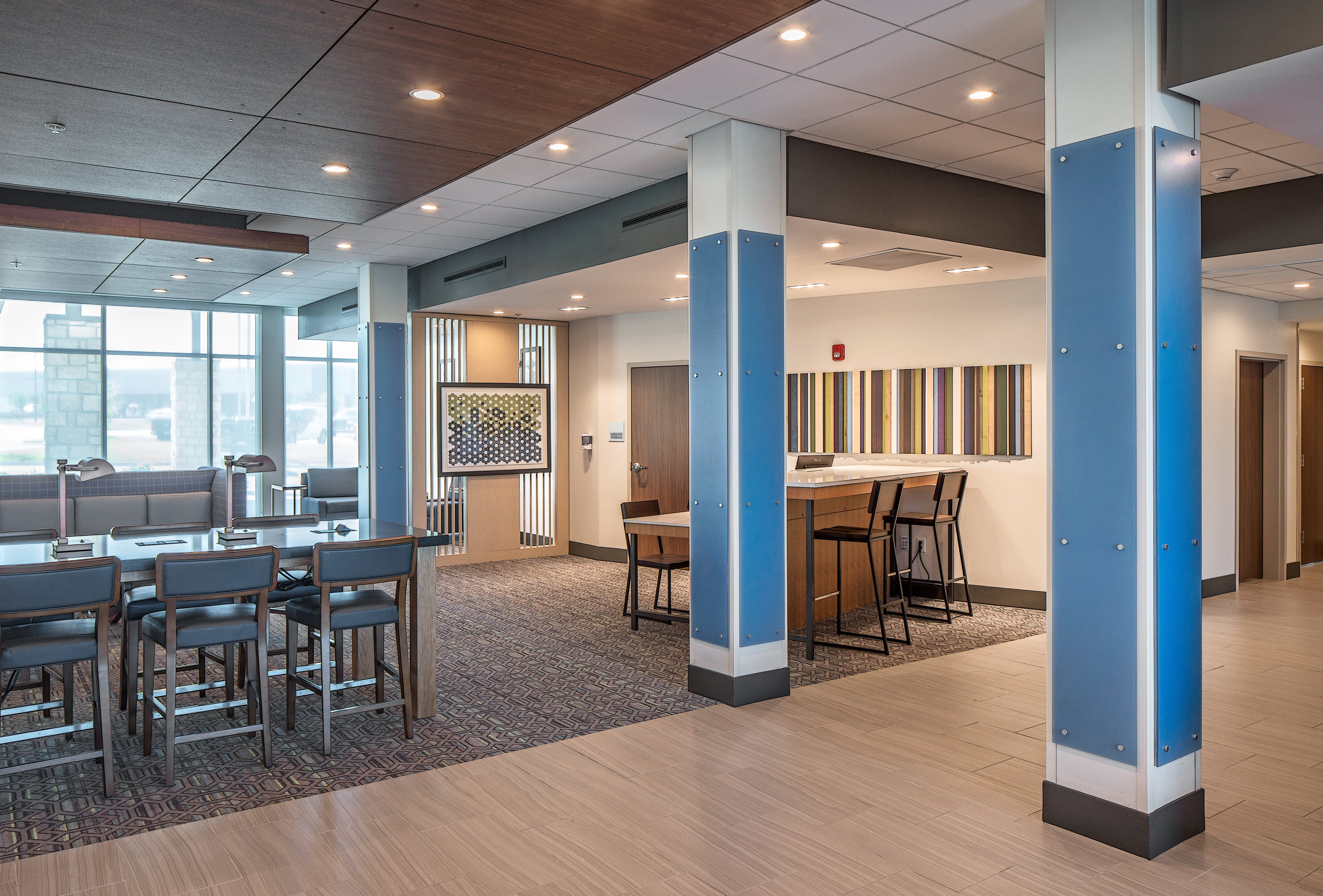 Holiday Inn Express Suites West Omaha Elkhorn 21/29