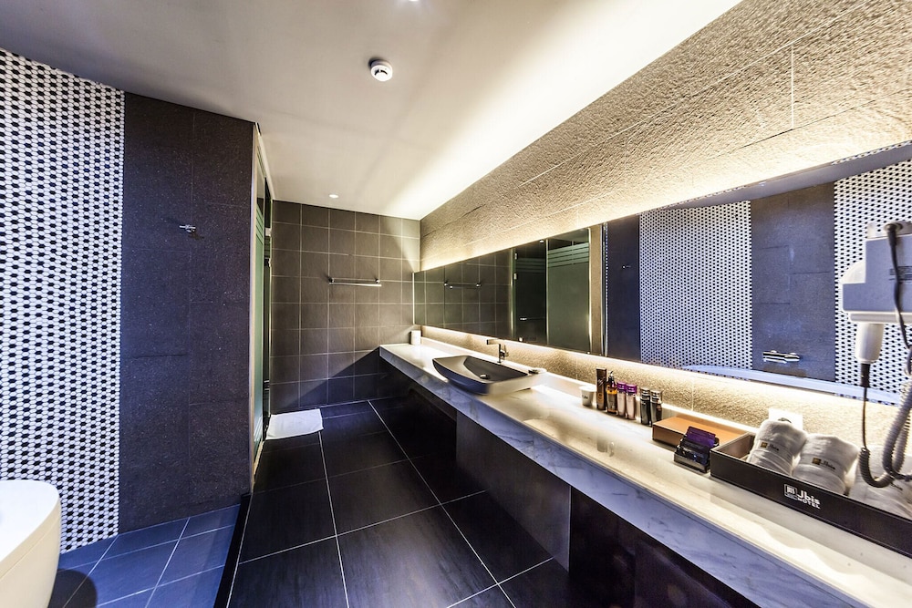 Jbis Hotel 44/46