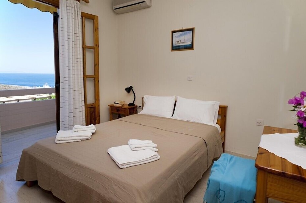2 BEDROOMS, APARTMENT
