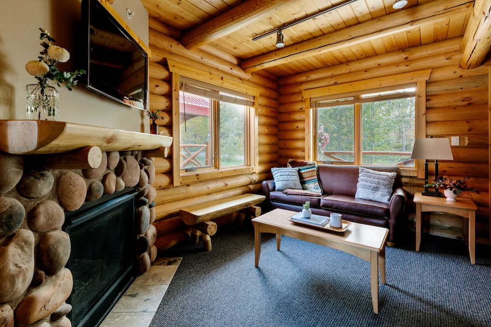 Miette Mountain Cabins 32/50