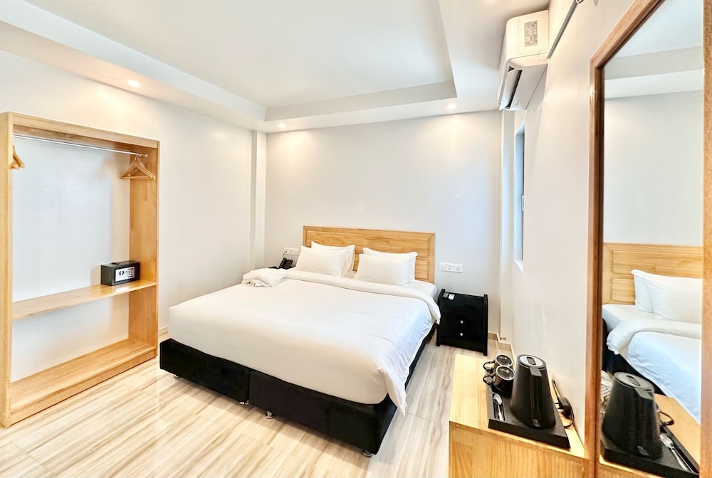 AIMI Beach Hotel 39/64