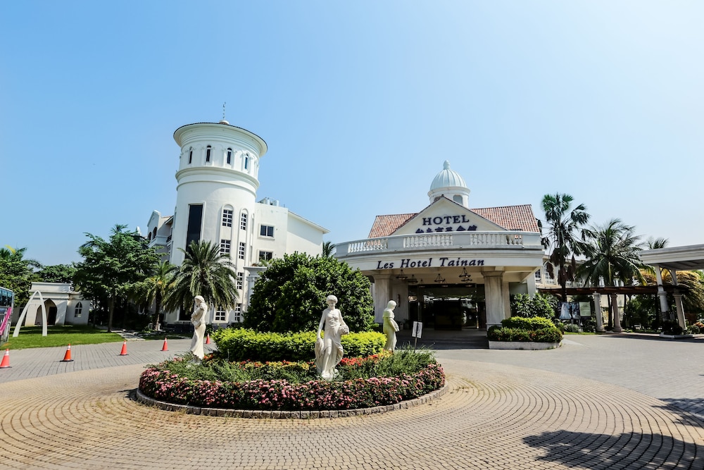 Les Hotel Tainan 56/63