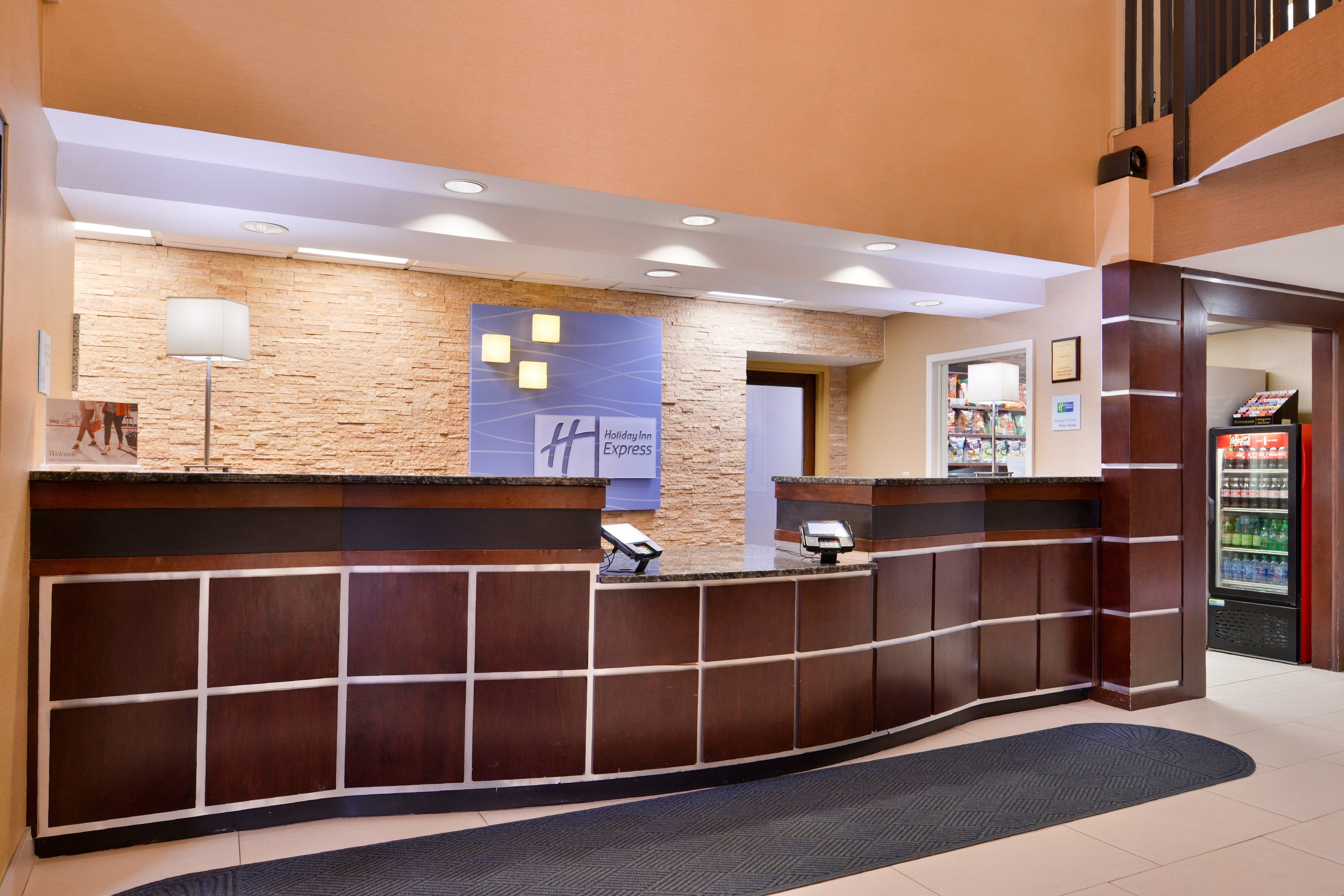 Holiday Inn Express Hotel Suites West Chester 6/76