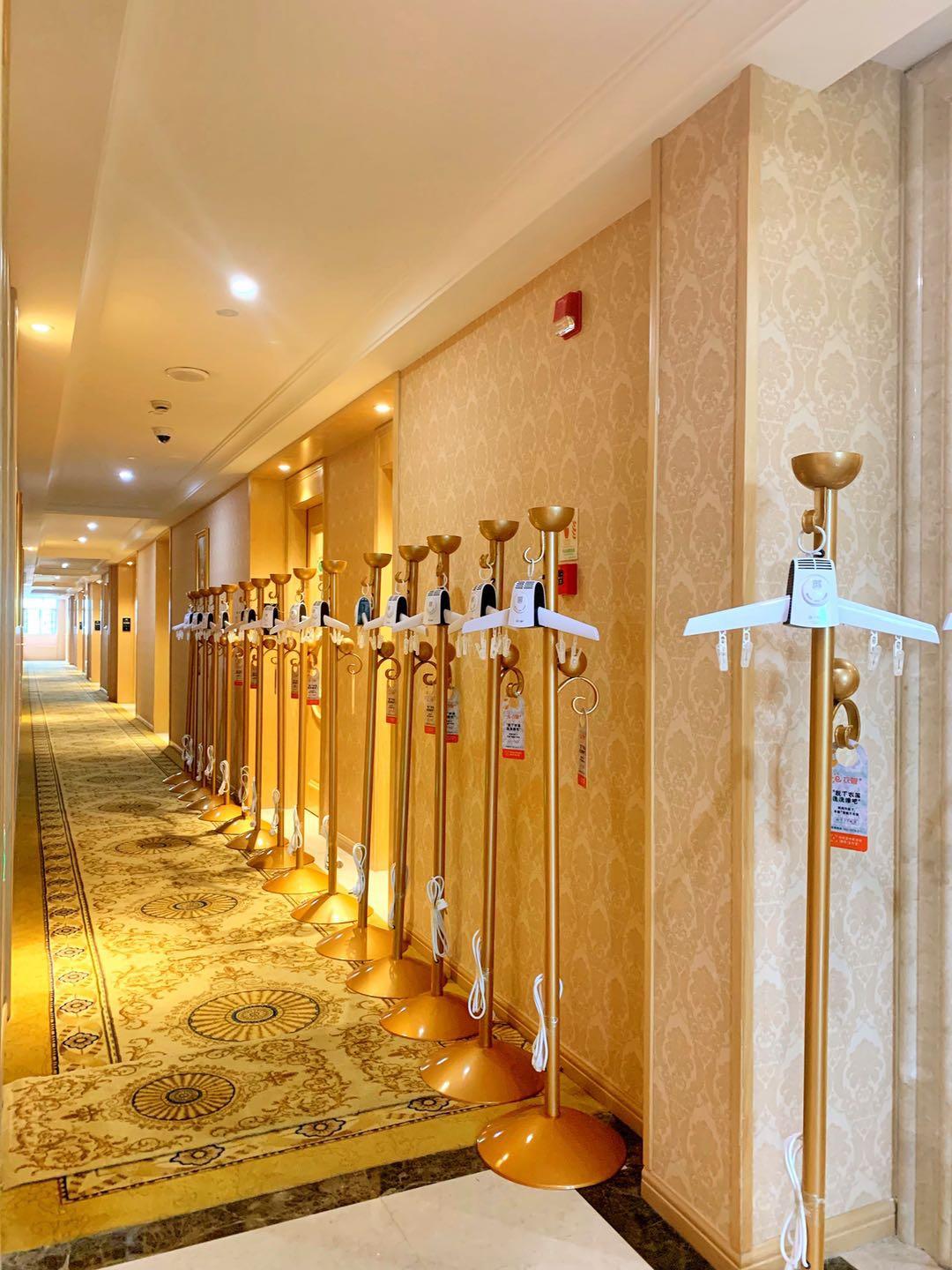 Vienna Hotel (Shanghai Hongmei South Road) 38/39