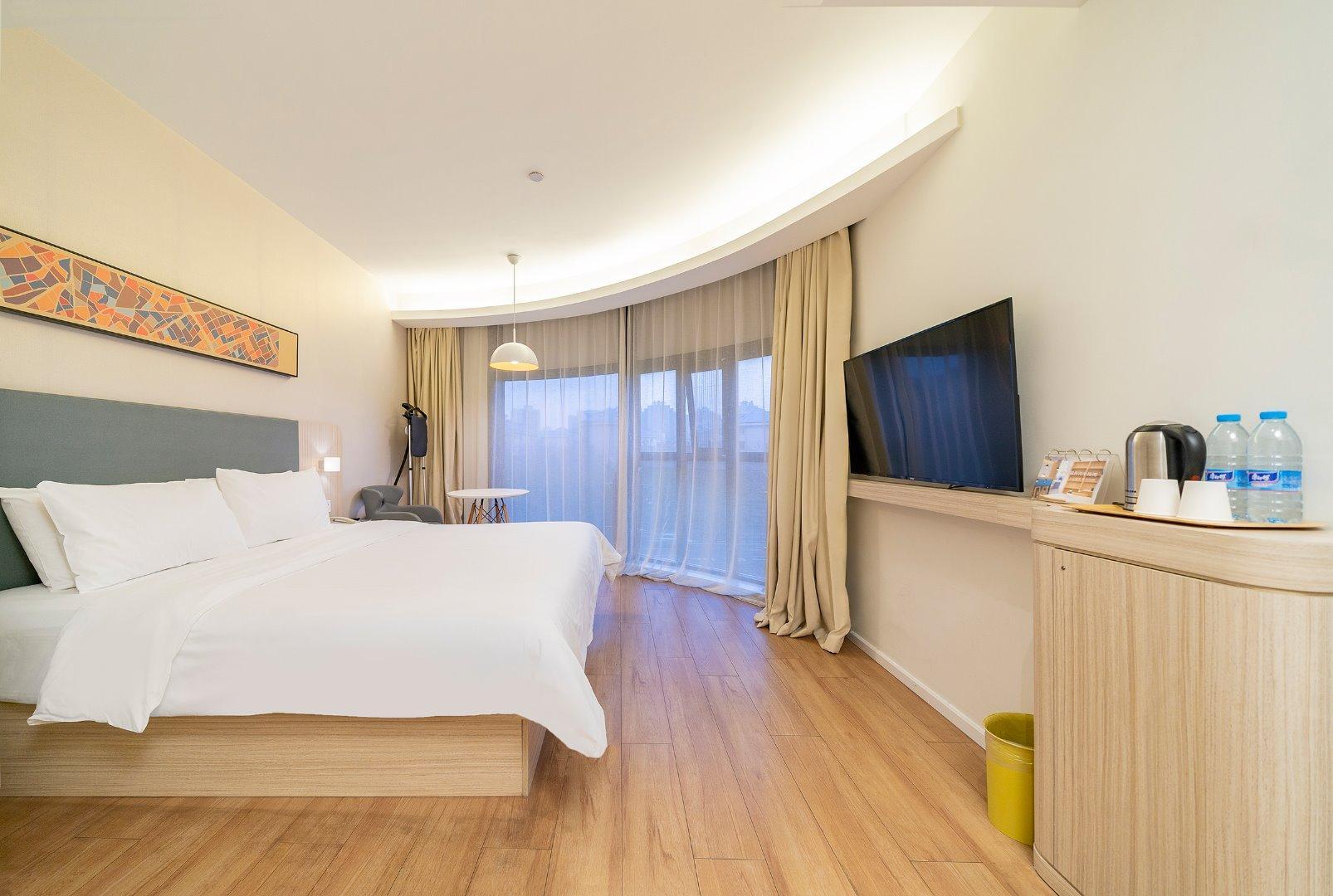 Hanting Hotel (Shanghai Lujiazui Dongfang Road) 8/44