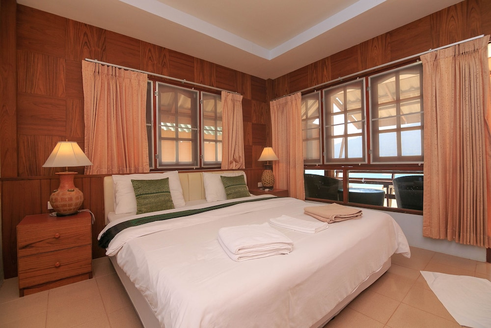 Mountain Resort Koh Lipe 13/70