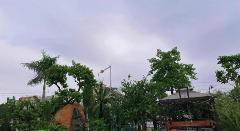 Vienna Hotel (Guangzhou Baiyun Airport Huadu Avenue) 57/58
