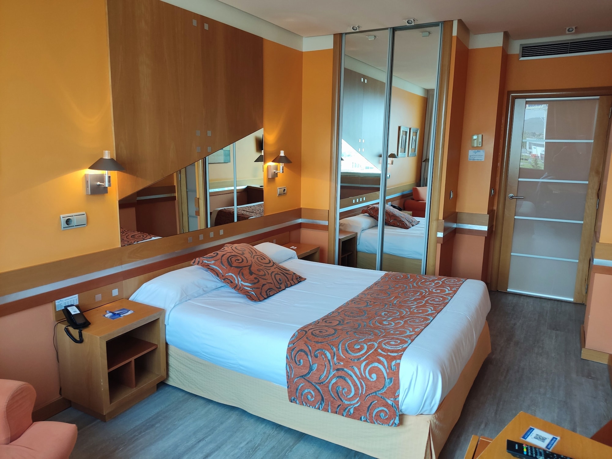 Room at Hotel Torresport, TORRELAVEGA