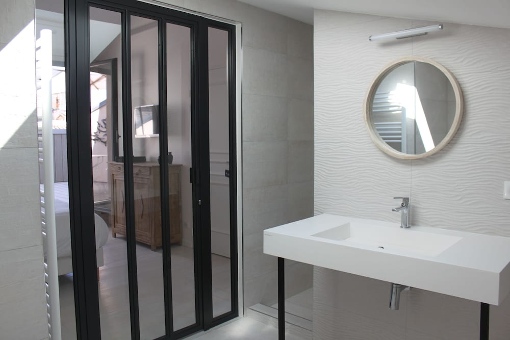 La Maison Odeia 30/30