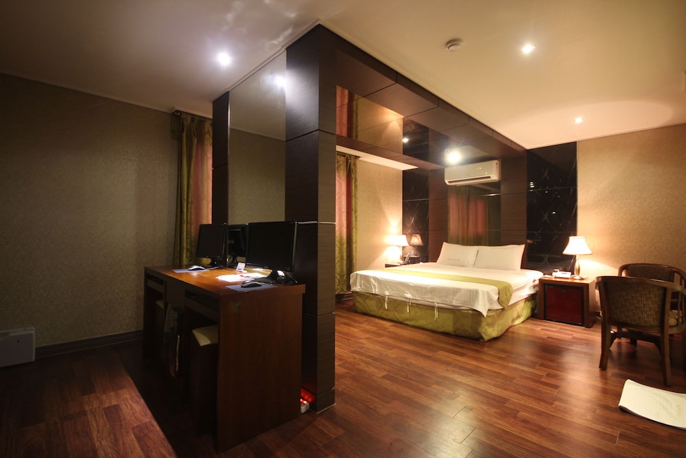 Gridt Hotel and Home Gyeongju 14/50
