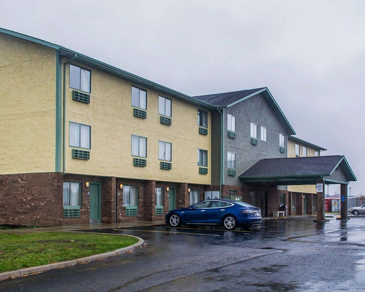 Quality Inn Streetsboro - Kent 23/26