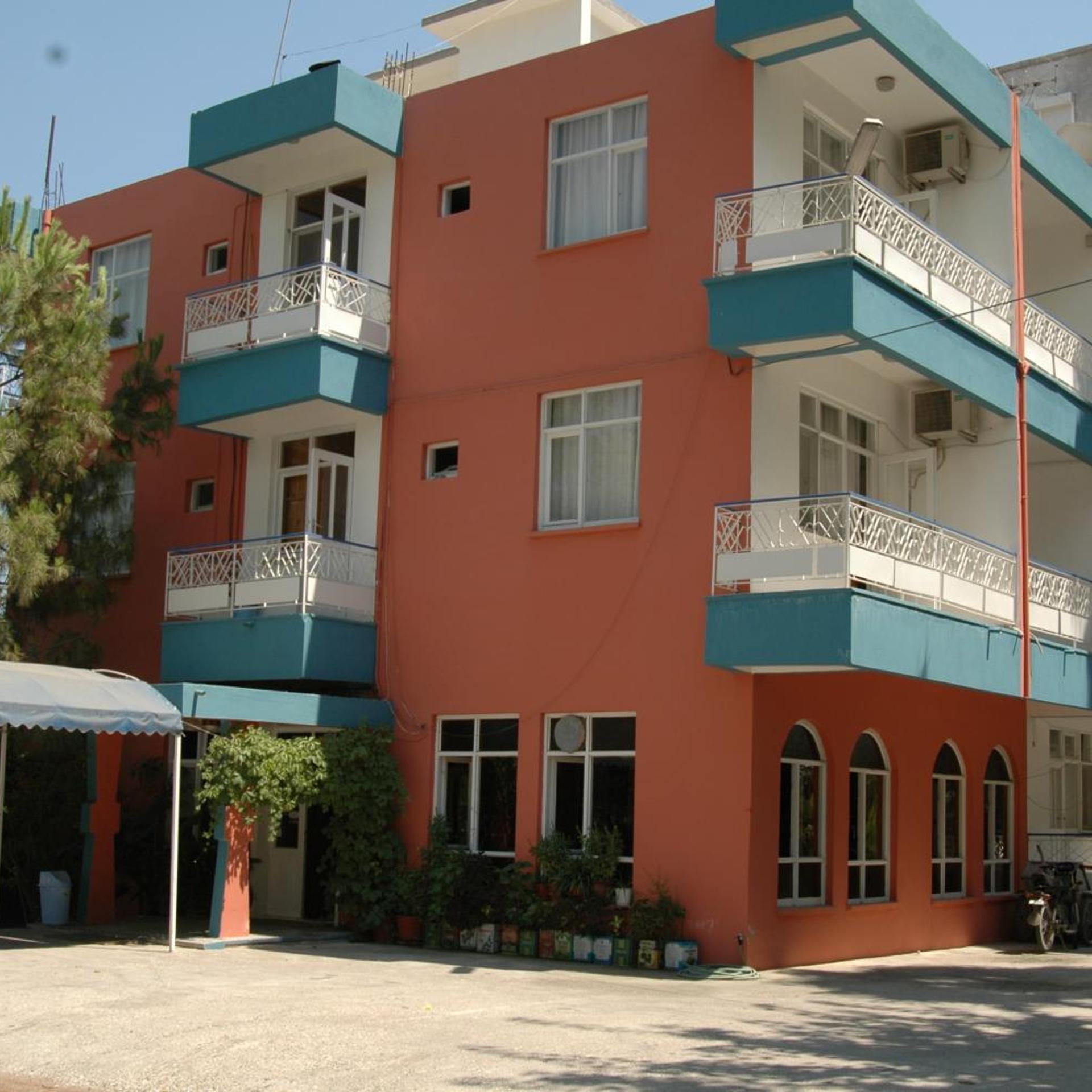 Kiyak Hotel 3/33