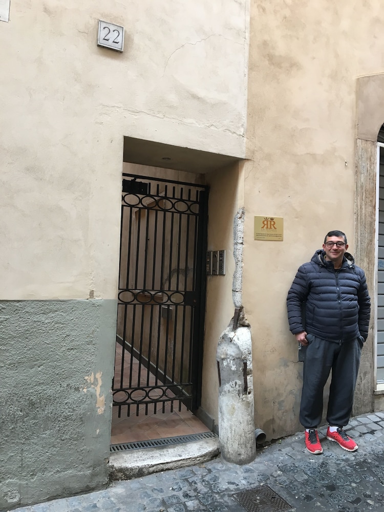 BB Il Re Alla Reginella Guest House 34/42