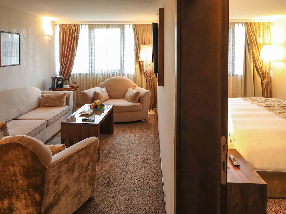 Movenpick Hotel Sarajevo 54/77
