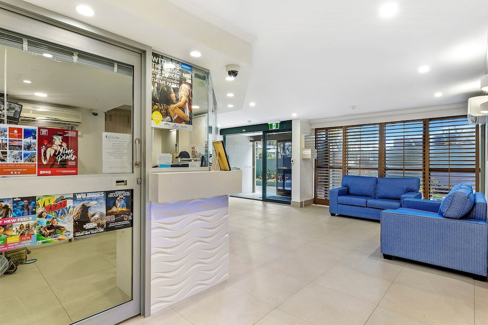 Norfolk Luxury Beachfront Apartments 10/74