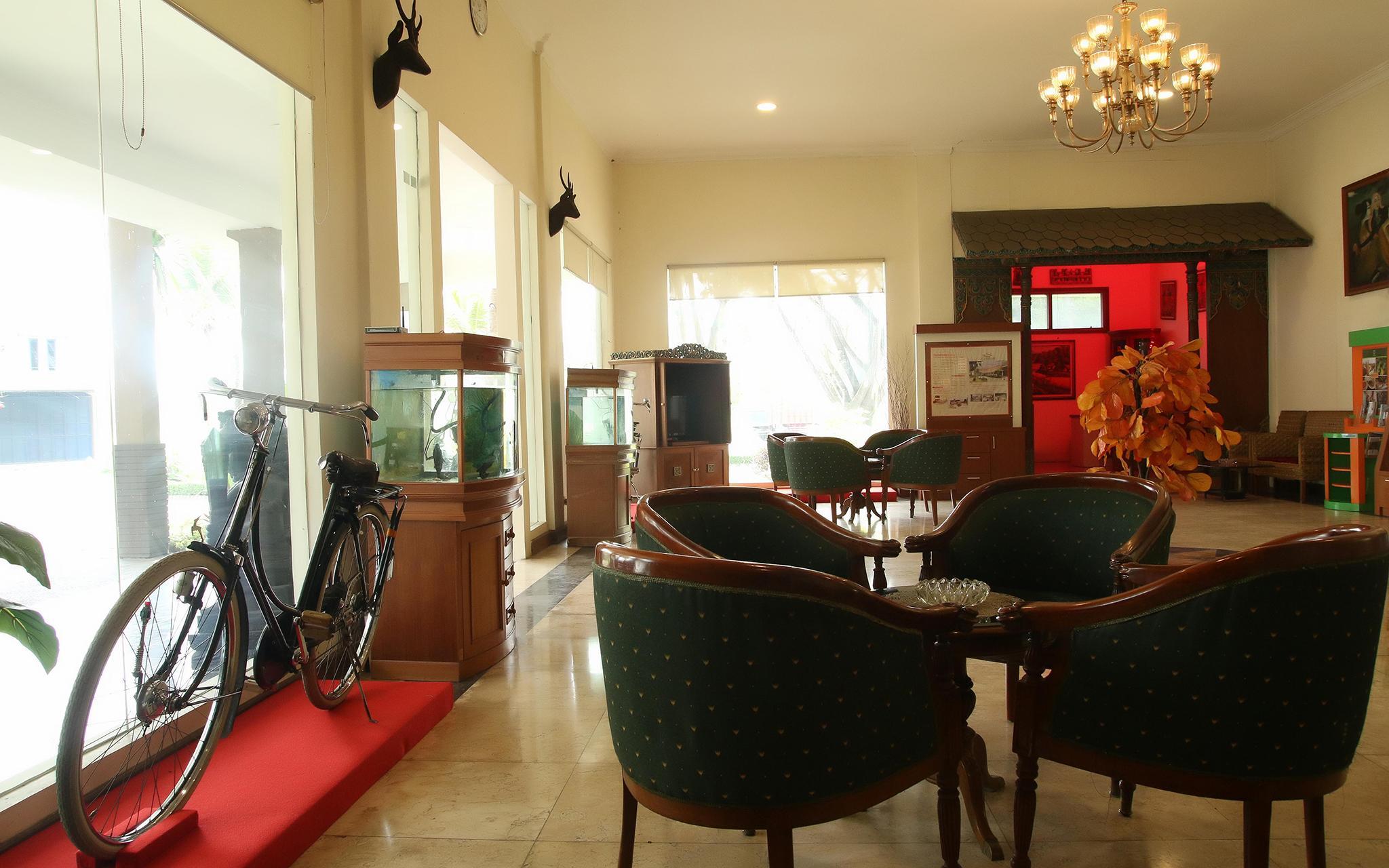 Candisari Hotel & Resto 14/28
