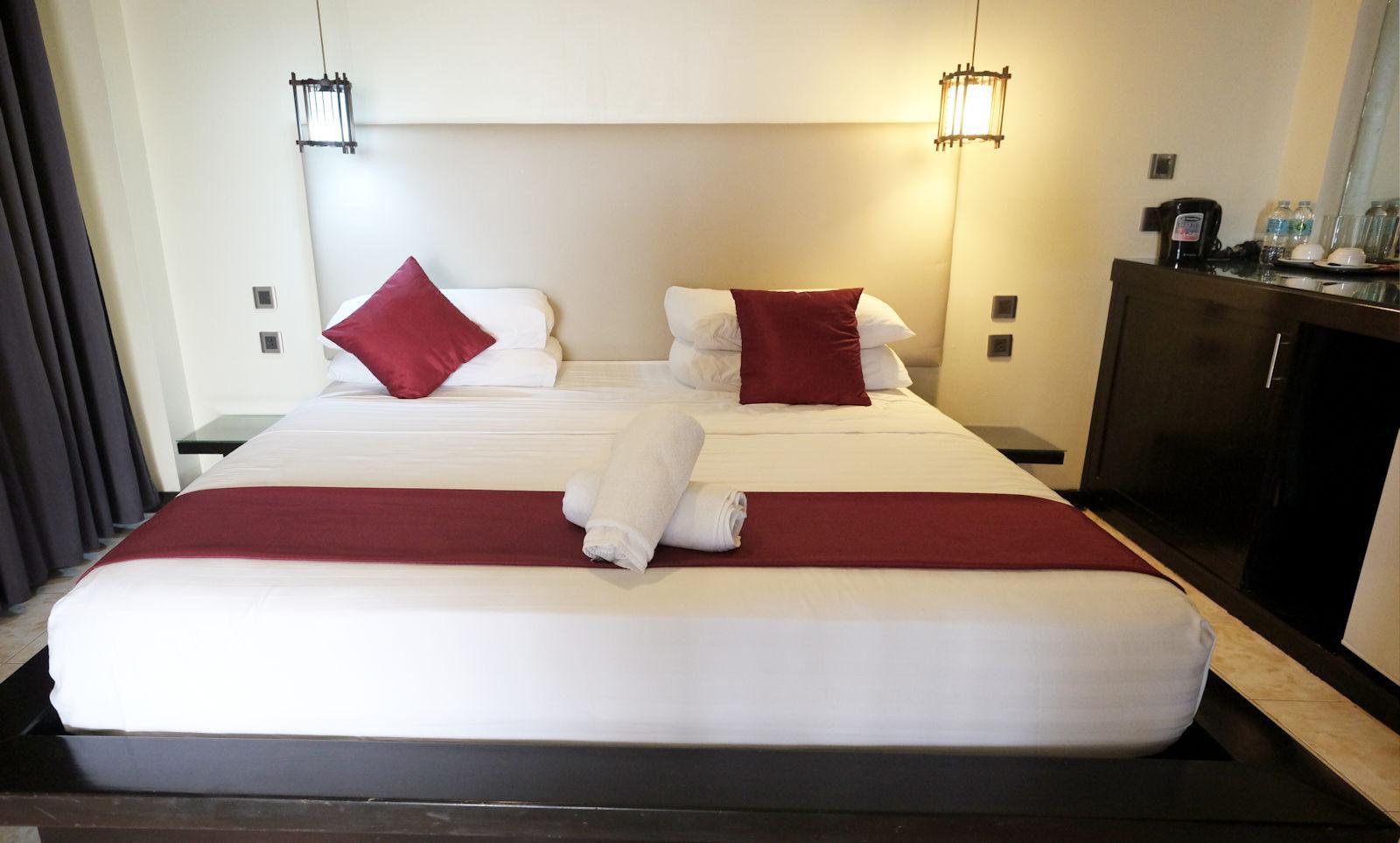 Suite, Sea View