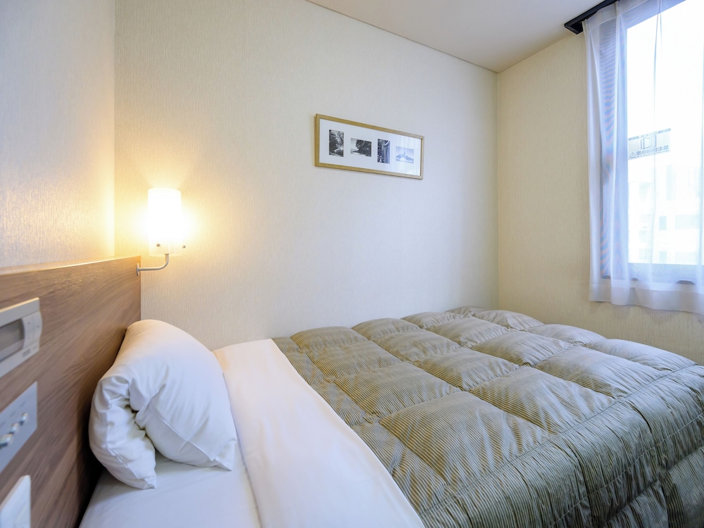 Hotel Econo Fukui Ekimae 4/50