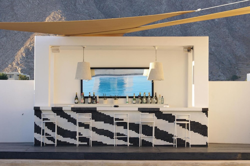 Villa Markezinis 10/48
