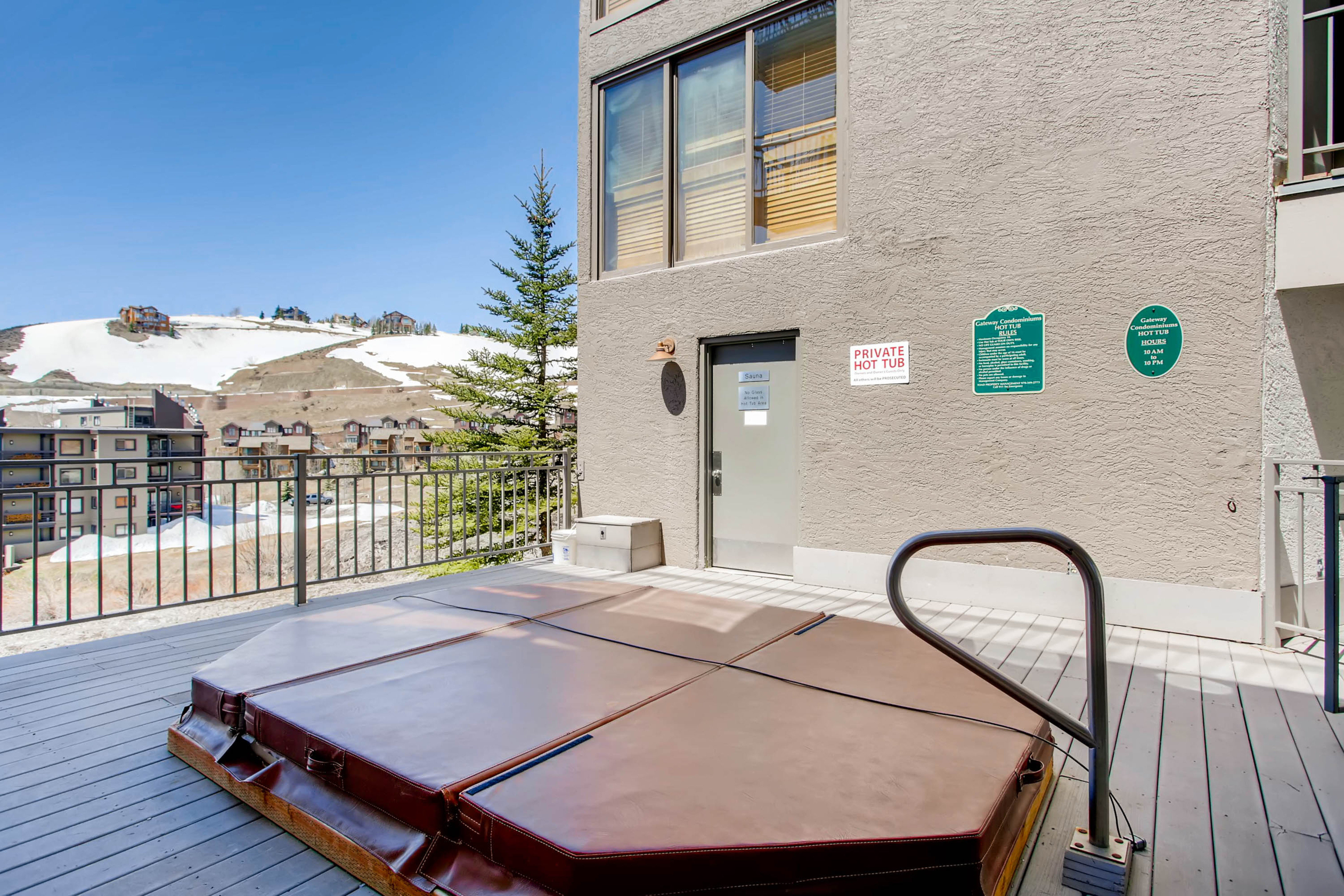 Plaza Condominiums 31/45