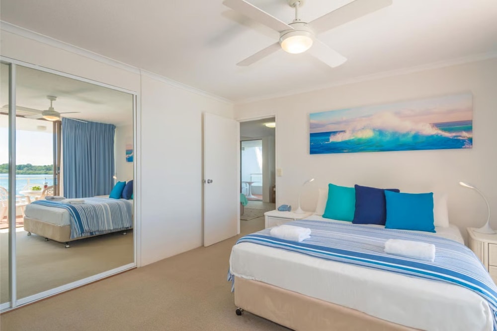 MUNNA BEACH APARTMENTS 24/66