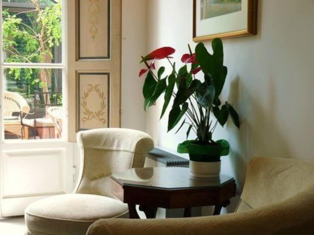 Classic Hotel 42/66