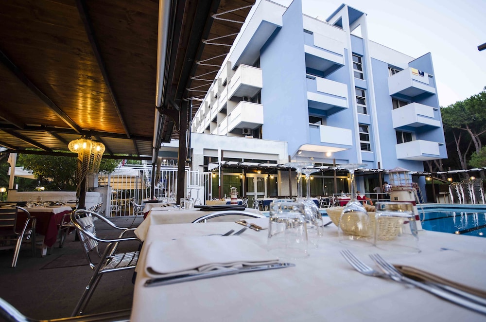 Hotel Helios 27/34