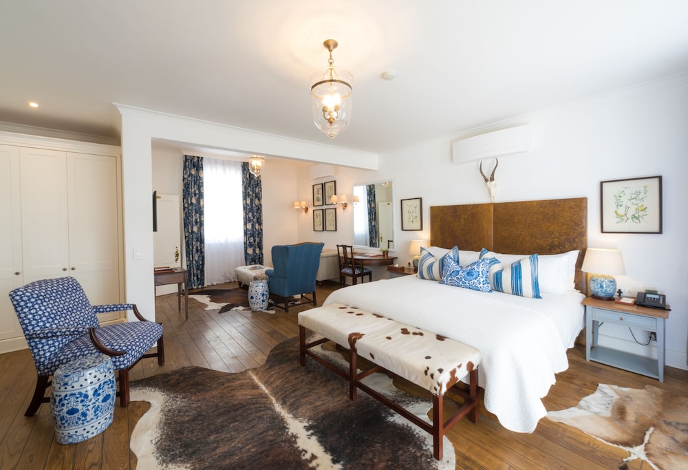 Drostdy Hotel 22/77