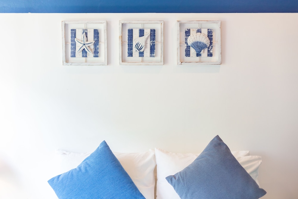 The Seaton House Phuket 25/50
