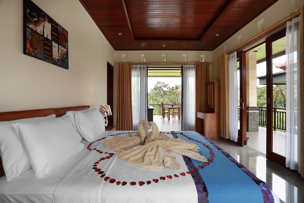 2 BEDROOMS, VILLA, PRIVATE POOL