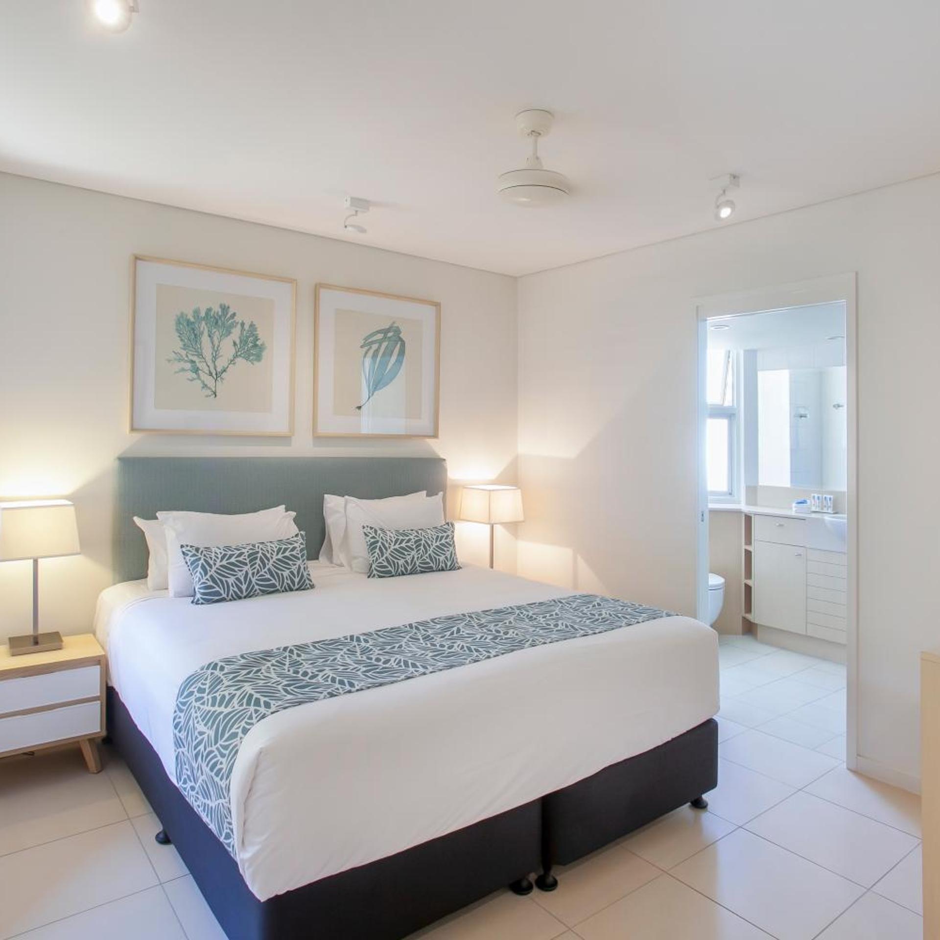 1 Bedroom, Apartment, Partial Ocean View