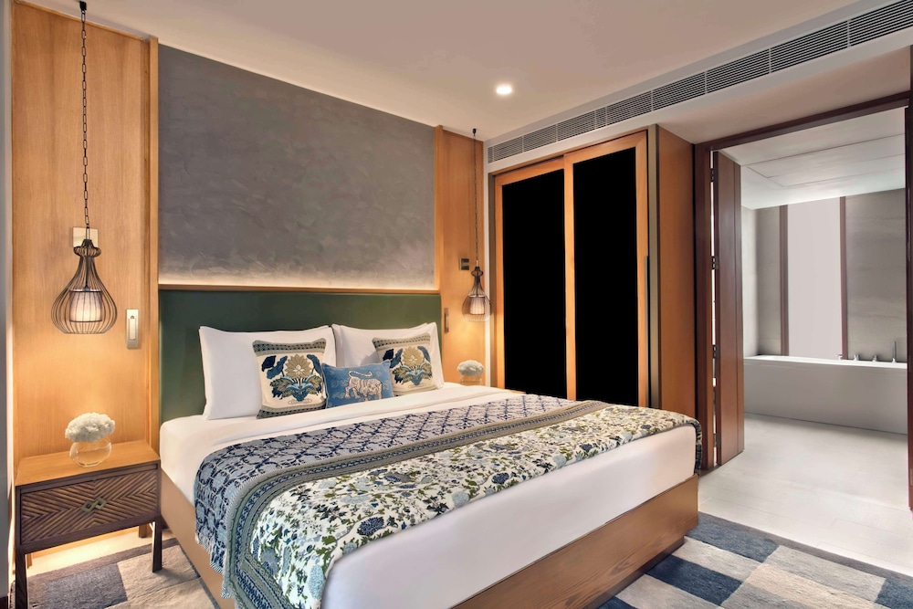Hyatt Regency Dharmshala Resort 24/60