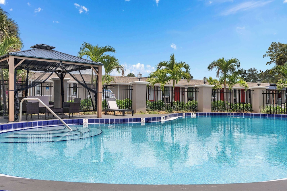 Travelodge酒店by温德姆酒店Kissimmee/奥兰多(Travelodge by Wyndham Kissimmee/Orlando) 图片2