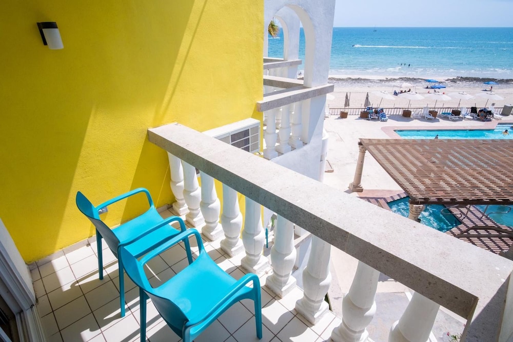 Playa Bonita Resort 4/77