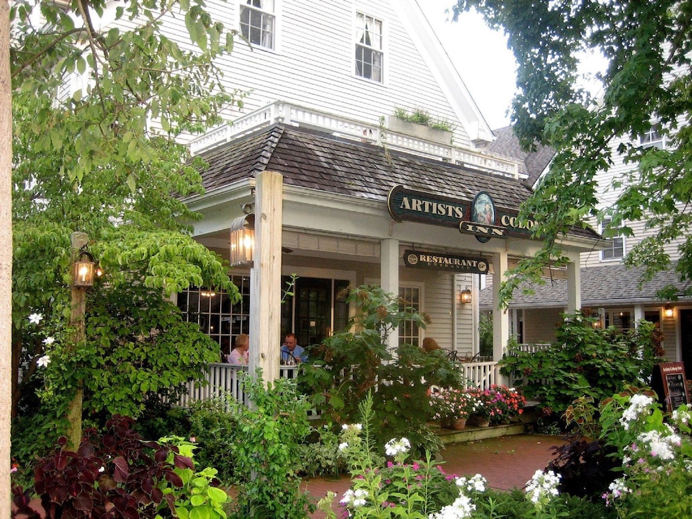 Artists Colony Inn Restaurant 2/50