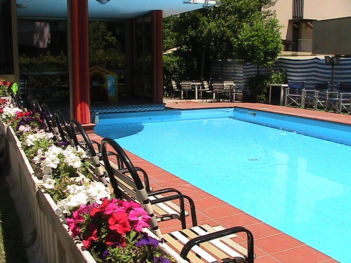 Hotel Universo 24/27