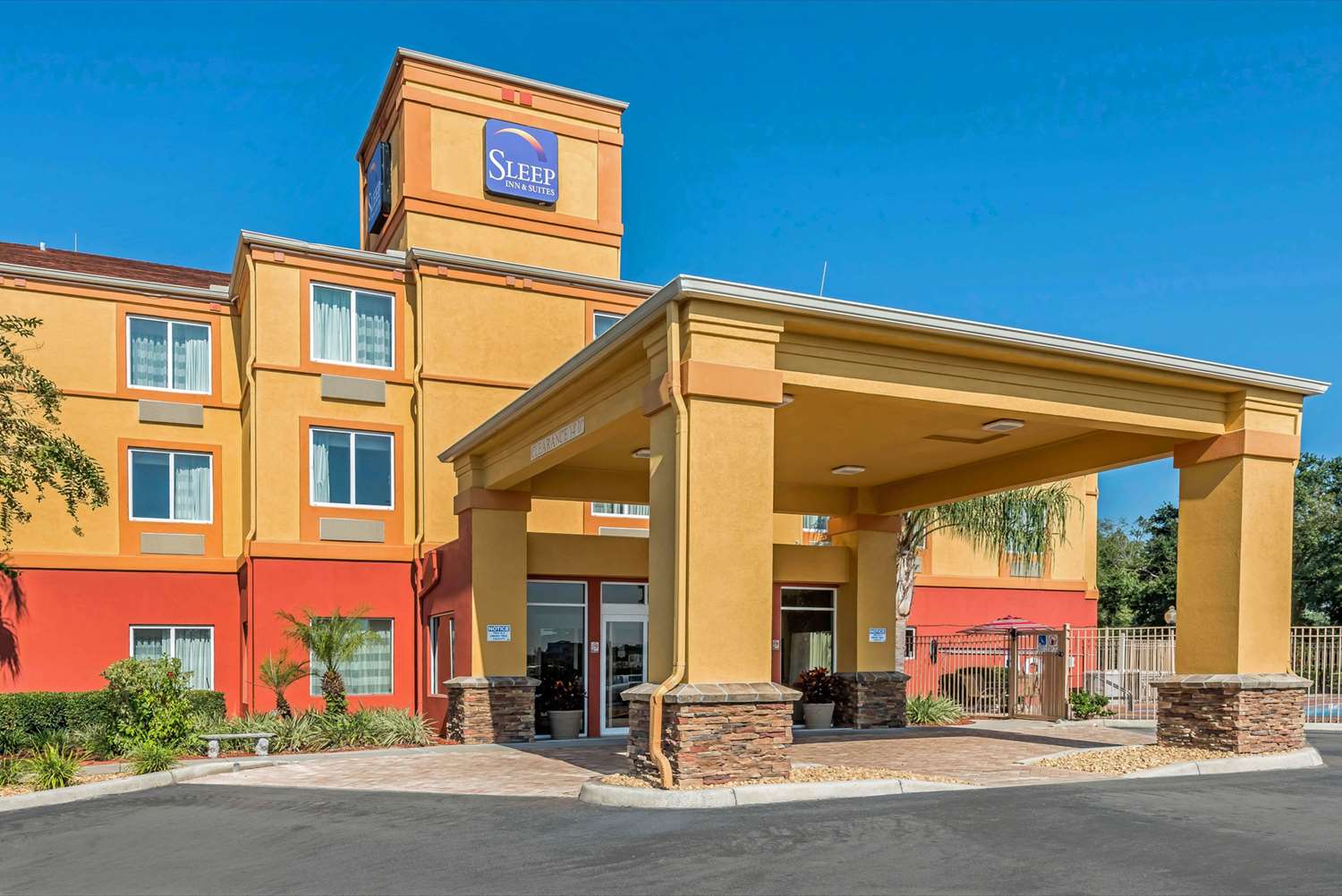Sleep Inn & Suites Near Florida Horse Park photo5