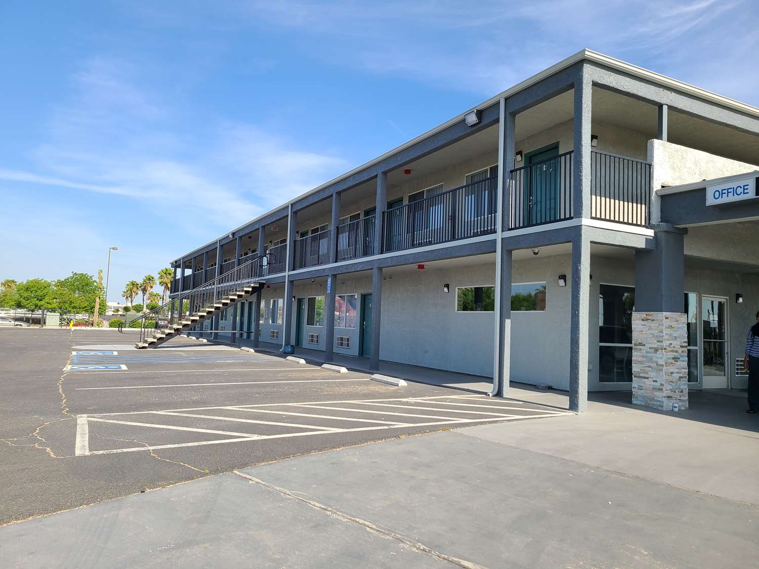 Surestay Hotel By Best Western Chowchilla Yosemite 3/3