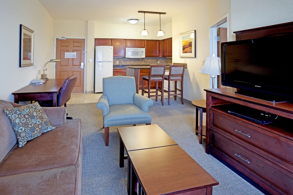 Staybridge Suites Corpus Christi 40/68