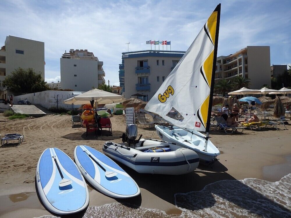 Hotel Christina 33/50