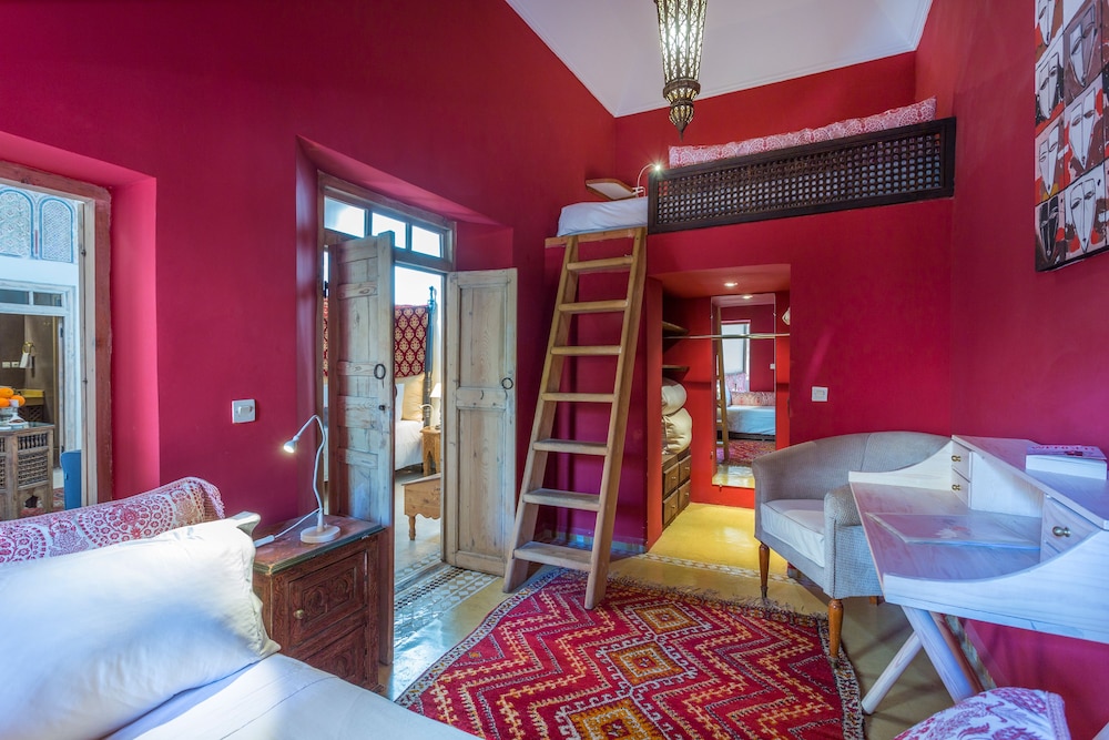 RIAD AZOULAY 58/76