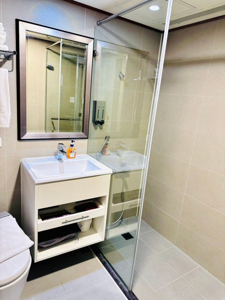 Hub Hotel Kaohsiung Cisian Branch 51/54