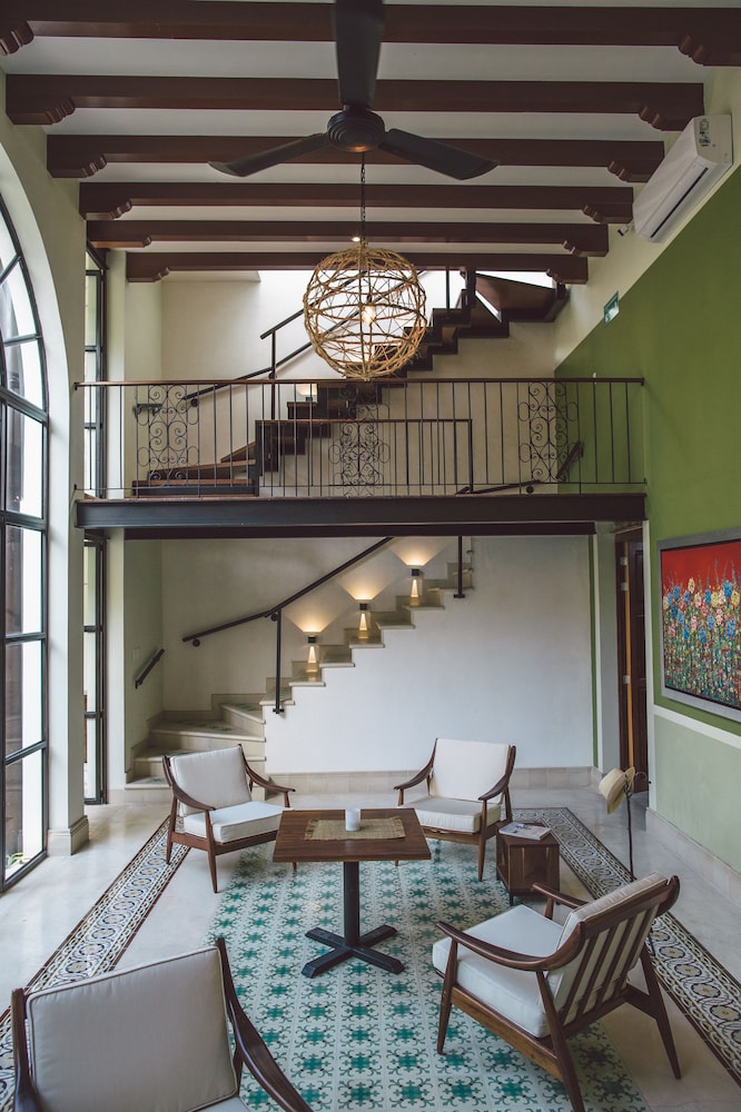 TreeHouse Boutique Hotel 31/50