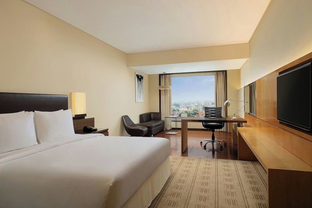 Courtyard Bilaspur 15/49