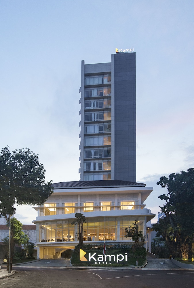 Hotel Kampi Surabaya 3/36