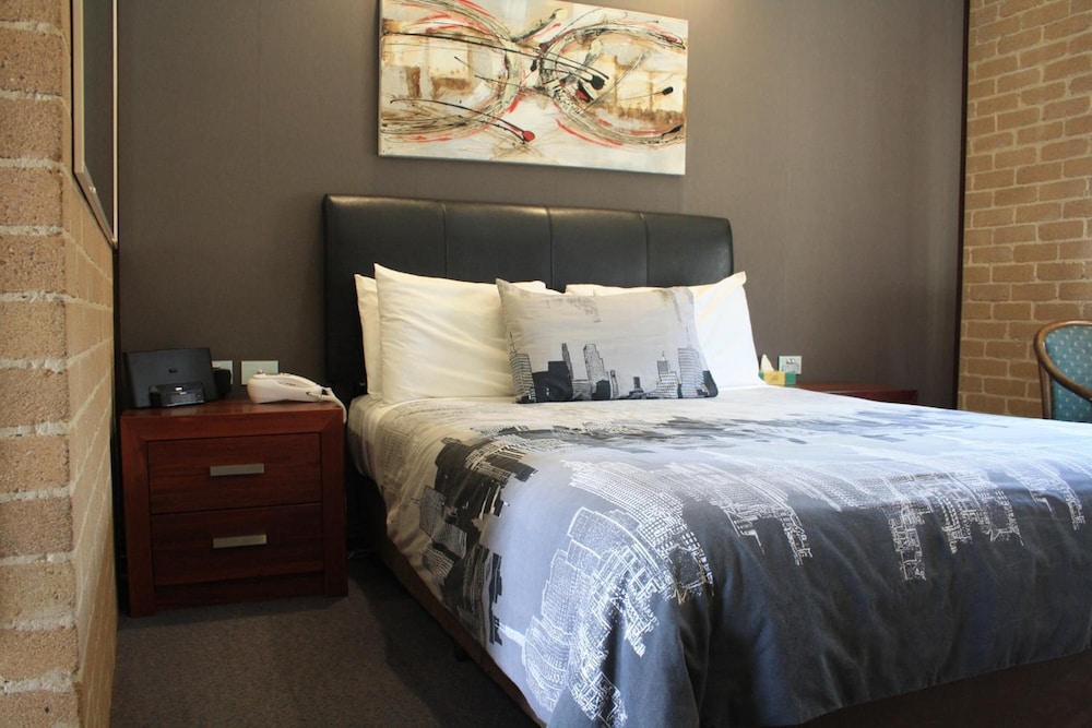 Grand Manor Motor Inn 21/32