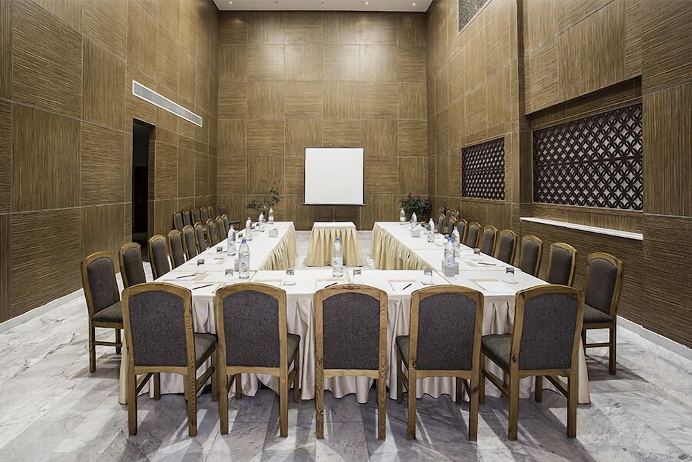 لي لي للأجنحة الفندقية الهفوف(Lily Hotel Suite Hofuf) 27/32