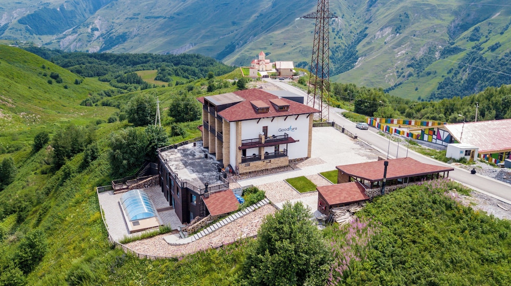 Hotel Goodaura 70/74