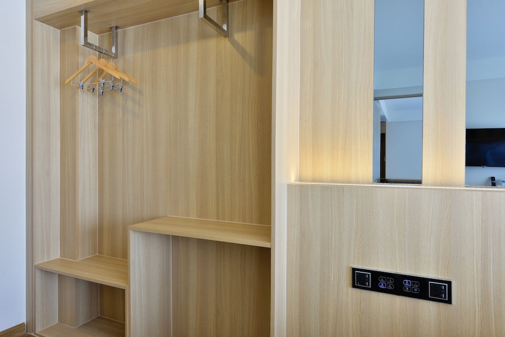 Grand BS Airport Hotel Suvarnabhumi 3/50