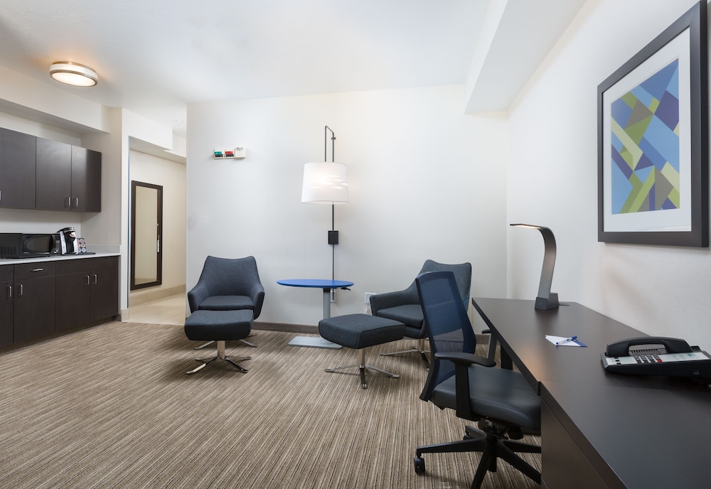 Holiday Inn Express Hotel And Suites Eugene Downtown University 45/70